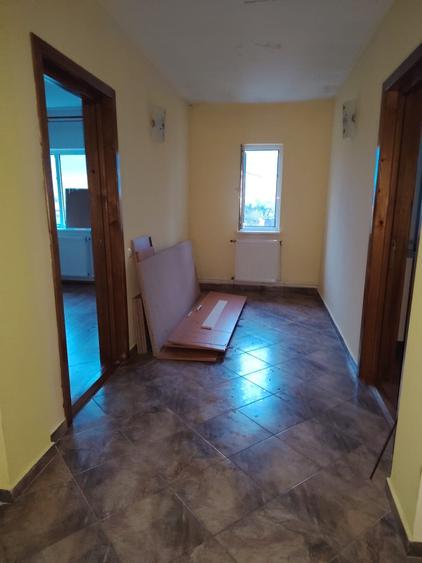 Casă cu 4 camere cu Teren 290 Mp în Central