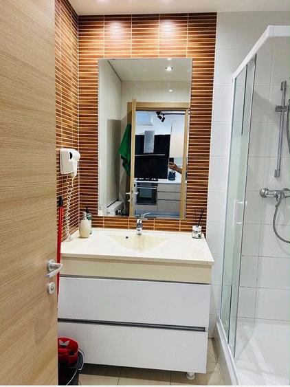 Apartament cu 2 camere semidecomandat, mobilat în Vitan-Bârzești