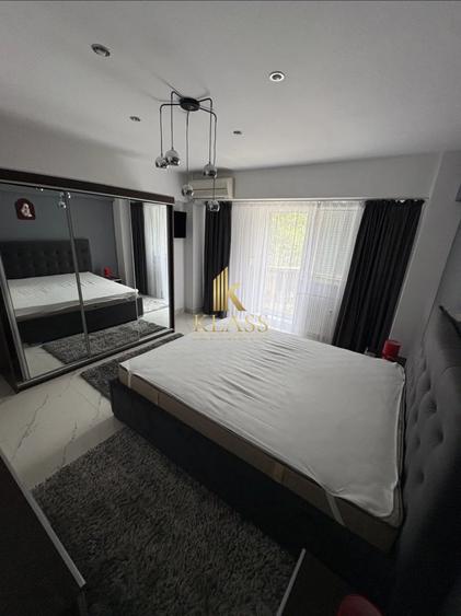 Apartament cu 3 camere decomandat, mobilat în Unirii