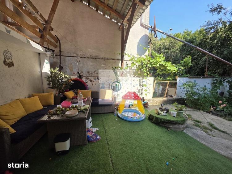 Casă cu 4 camere în Deve