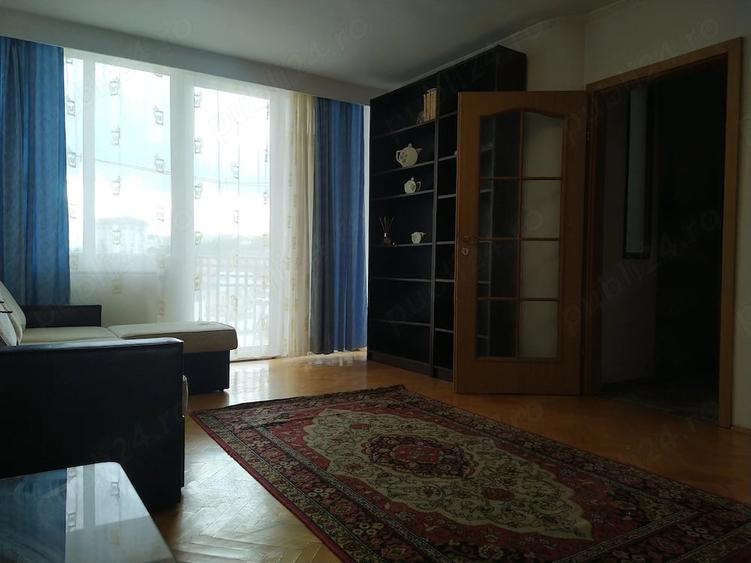 Apartament cu 3 camere decomandat în Griviței