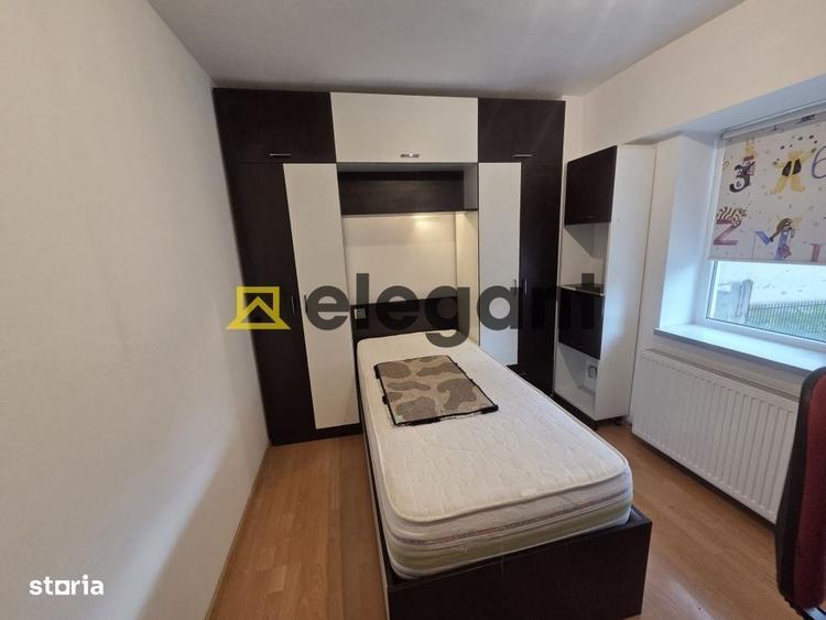 Apartament cu 4 camere decomandat în Sărari