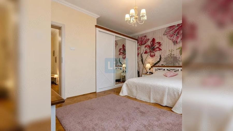 Apartament cu 4 camere decomandat în Calea Turzii