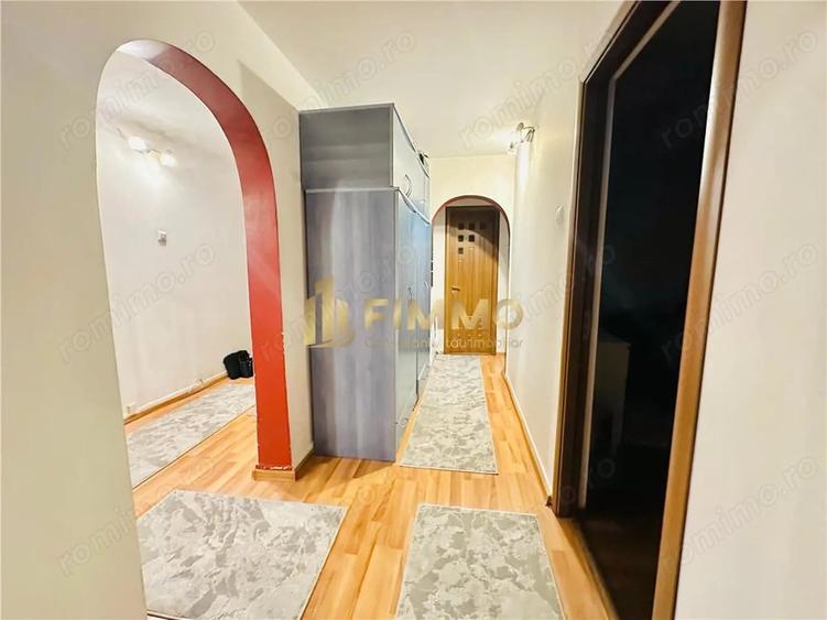Apartament cu 4 camere decomandat în Obcini