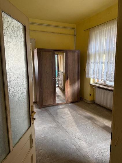Casă cu 4 camere cu Teren 270 Mp în Central