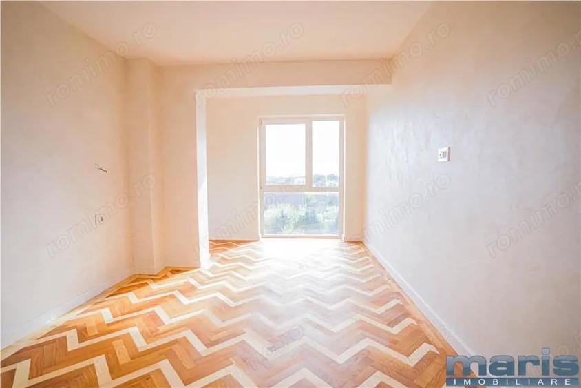 Apartament cu 3 camere în Unirii
