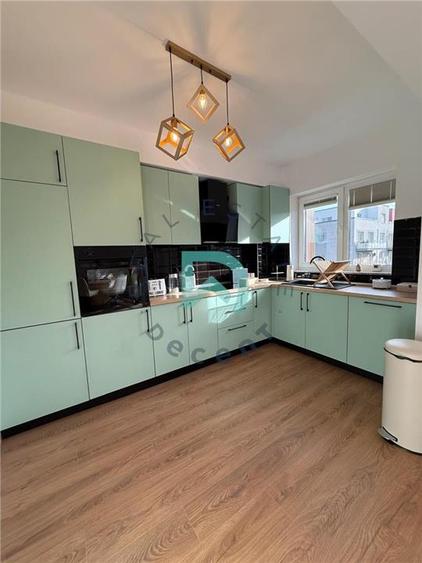 Apartament cu 3 camere decomandat în Avantgarden