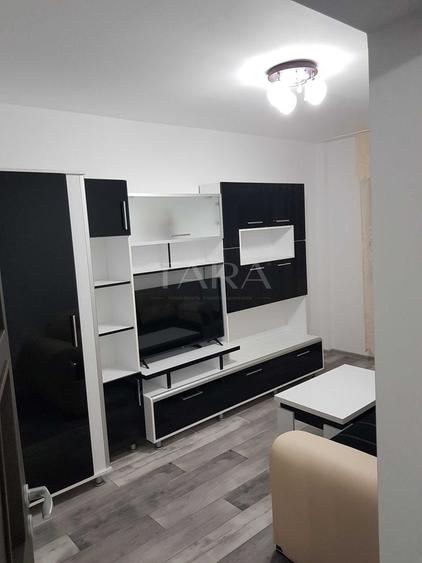 Apartament cu 3 camere decomandat, mobilat în Florești — fotografia 1