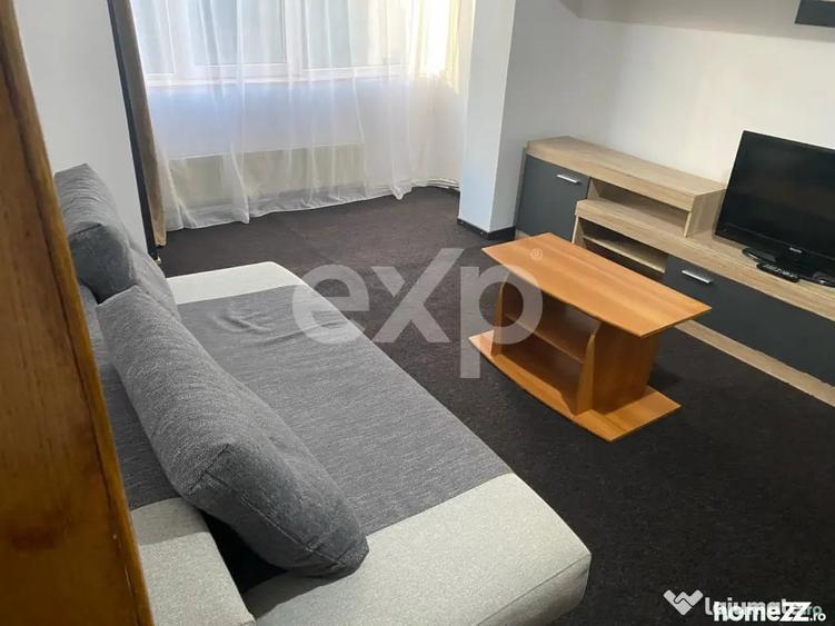 Apartament cu 2 camere semidecomandat în Central
