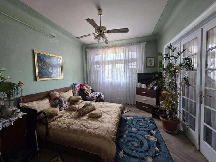 Apartament cu 4 camere decomandat, mobilat în Pache Protopopescu
