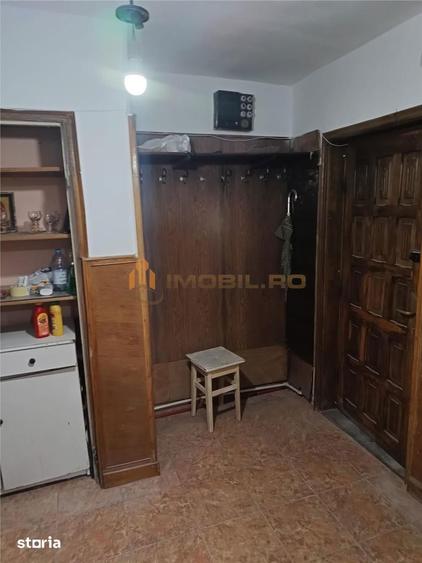 Apartament cu 2 camere decomandat în Nicolina