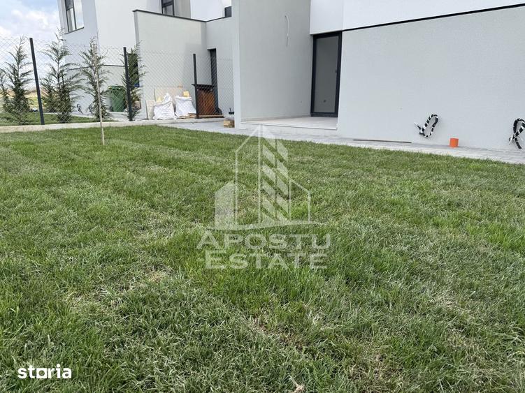 Casă cu 4 camere cu Teren 240 Mp în Ghiroda