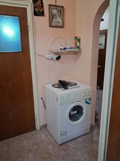 Apartament cu 3 camere decomandat în Militari