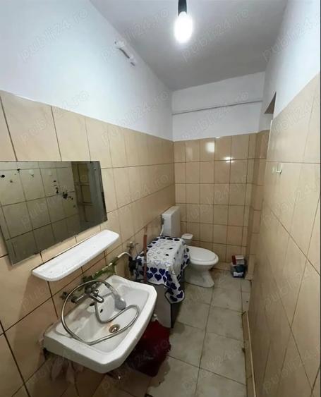 Garsonieră decomandată în Central