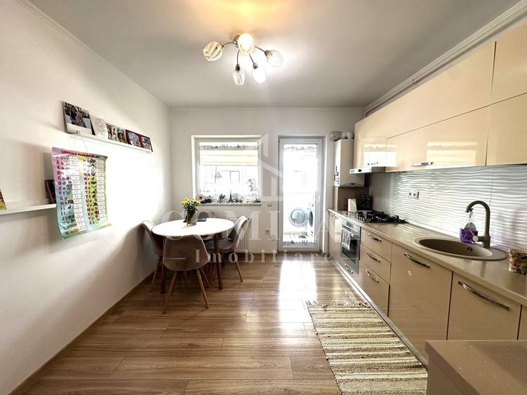 Apartament cu 2 camere decomandat, mobilat în Florești