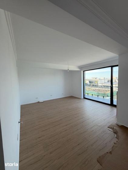 Casă cu 6 camere cu Teren 200 Mp în Voluntari