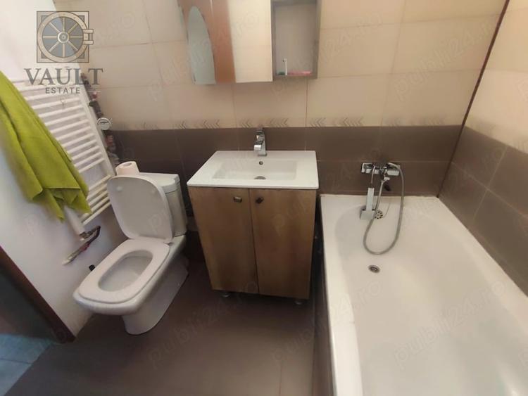 Apartament cu 3 camere decomandat, mobilat în Sebastian
