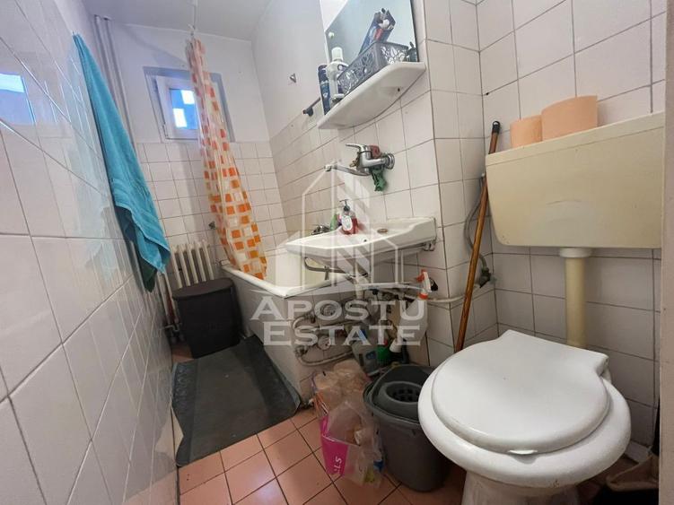 Apartament cu 2 camere, semidecomandat, etajul 2, zona Sa... - 4