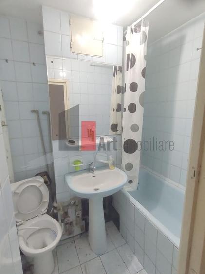 Apartament cu 2 camere decomandat în Lujerului