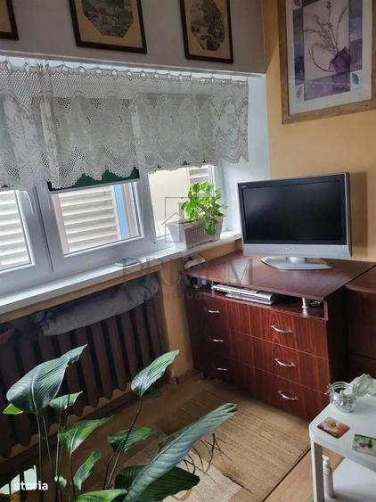 Apartament cu 4 camere decomandat în Simion Bărnuțiu