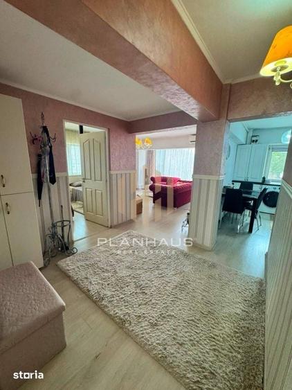 Apartament cu 3 camere în Republicii