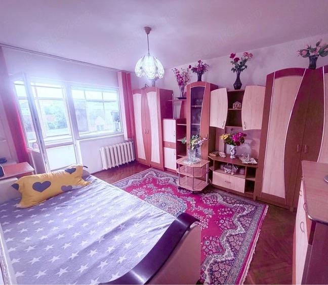 Apartament cu 2 camere decomandat în Nufărul