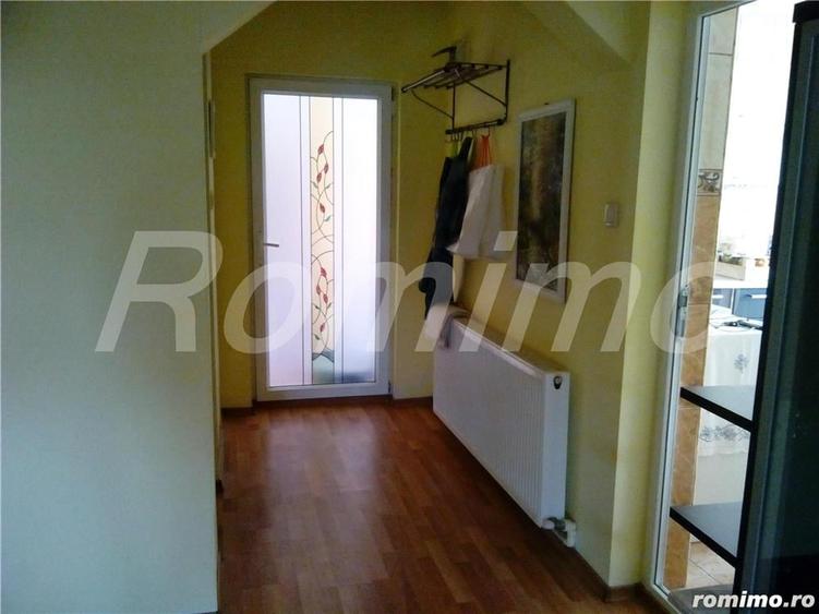 Casă cu 3 camere cu Teren 330 Mp în Valu lui Traian