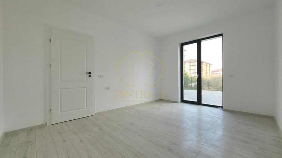 Apartament cu 2 camere semidecomandat în Giroc