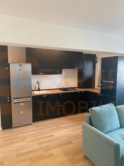 Apartament cu 2 camere decomandat în Km 5