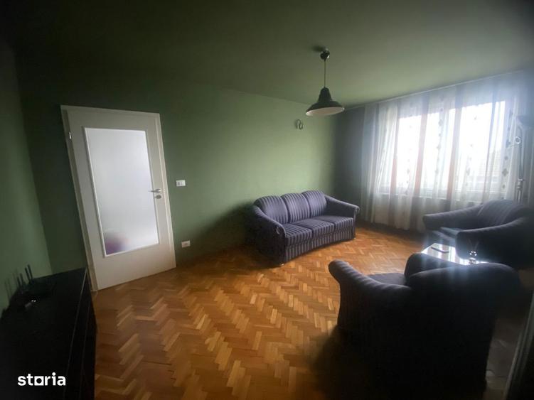 Apartament cu 3 camere decomandat în Rogerius