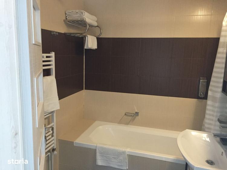 Apartament cu 3 camere decomandat în Răcădău