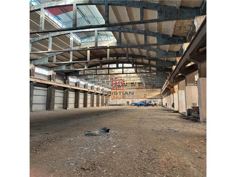 Spațiu comercial, de 17,500 mp, în Central