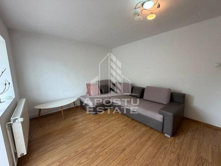 Apartament cu 3 camere decomandat în Lipovei