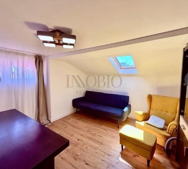 Apartament cu 3 camere semidecomandat, mobilat în Primăverii