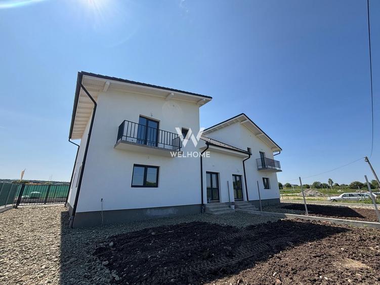 Duplex cu 4 camere cu Canalizare în Mohu