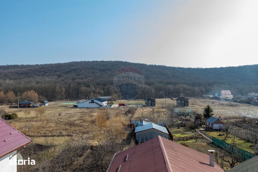 Apartament cu 3 camere în Traian
