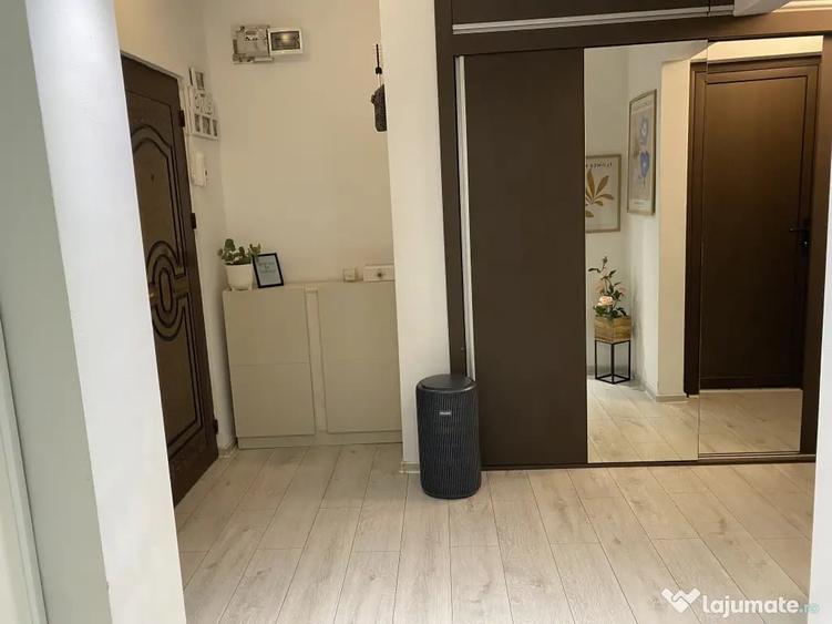 Apartament cu 2 camere decomandat în Trivale