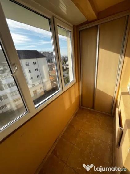 Apartament cu 3 camere decomandat în Grigorescu