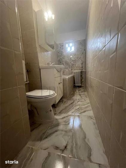 Apartament cu 4 camere semidecomandat în Circumvalațiunii