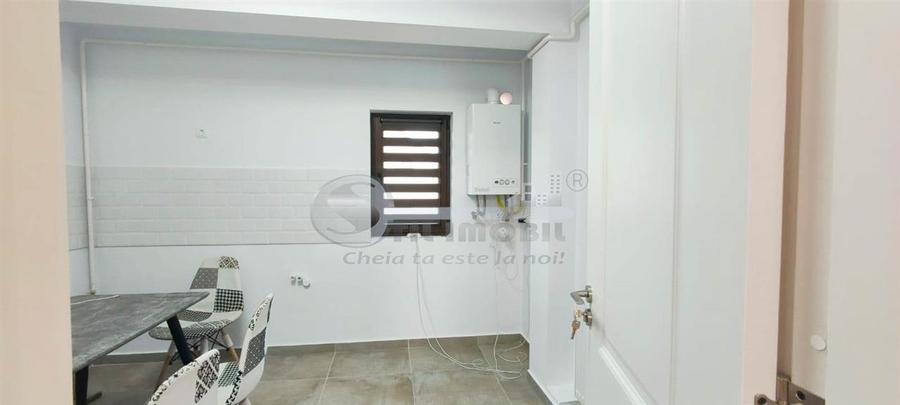 Apartament cu 3 camere decomandat în Cug