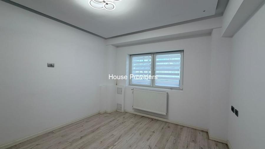 Apartament cu 3 camere, mobilat în Decebal