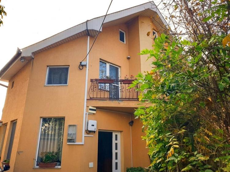 Casă individuală cu 5 camere cu Teren 391 Mp în Iosia