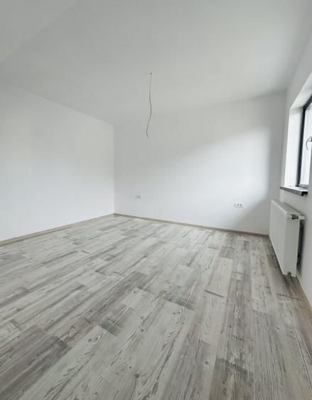 Casă individuală cu 4 camere cu Teren 331 Mp în Berceni