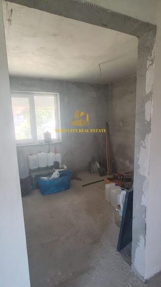 Casă individuală cu 4 camere cu Canalizare în Dragomirești-Vale