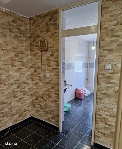 Garsonieră decomandată în Colentina