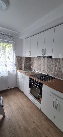Apartament cu 3 camere decomandat în Nufărul