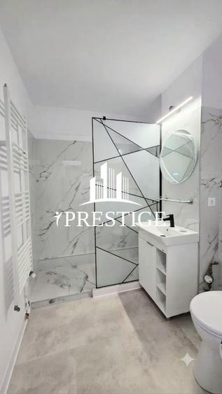 Apartament cu 3 camere decomandat, mobilat în Calea Dumbrăvii