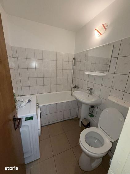 Garsonieră în Vatra Luminoasă