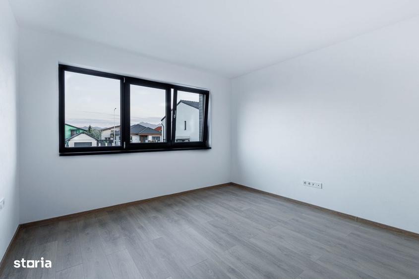 Casă cu 2 camere cu Teren 207 Mp în Sânpetru