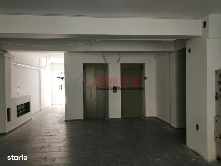 Apartament cu 3 camere decomandat în Brâncoveanu